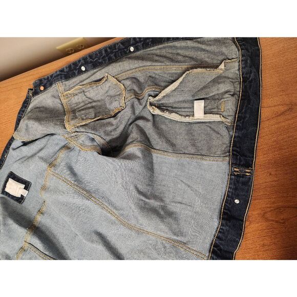 NWOT LC Lauren Conrad Distressed Jean Jacket - Picture 10 of 11